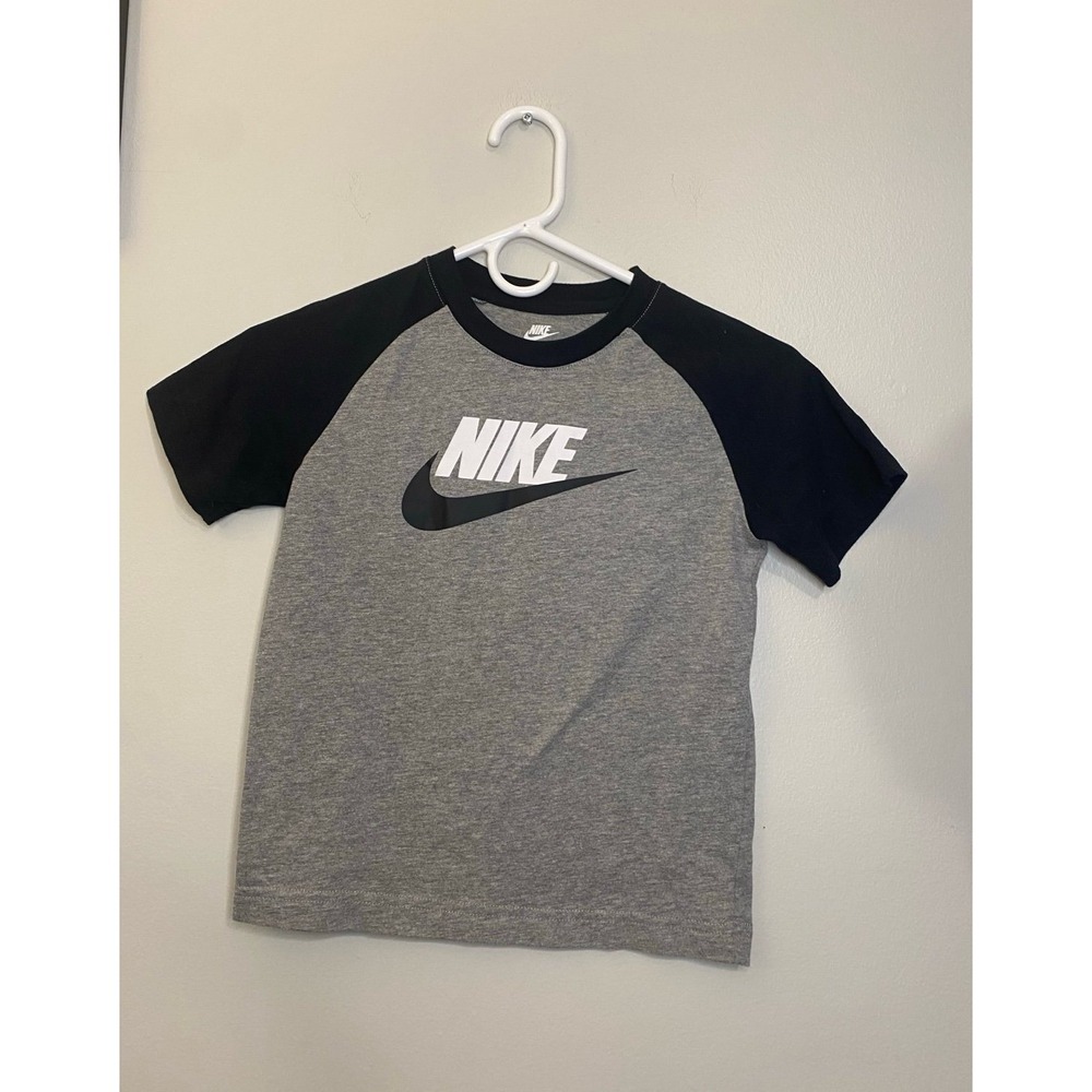 Nike‎ boys T-shirt